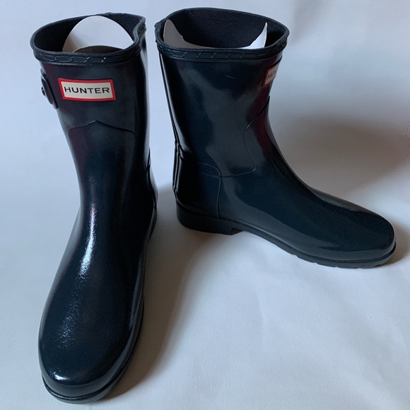 NEW RARE HUNTER Refined Short Gloss Rain Boots NAVY Size 7 - Picture 1 of 16